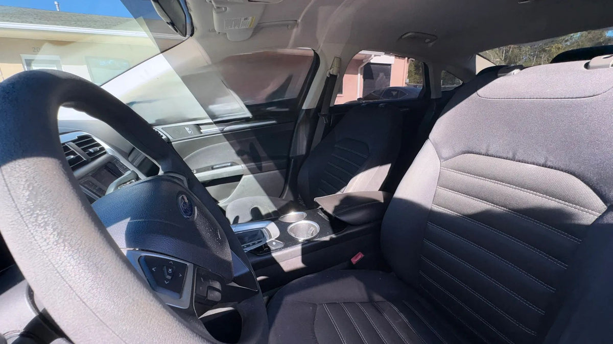 6883- 2013 FORD FUSION